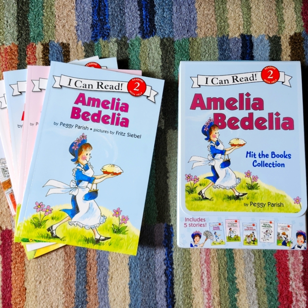 Amelia Bedelia Hit the Books Collection Reading 2